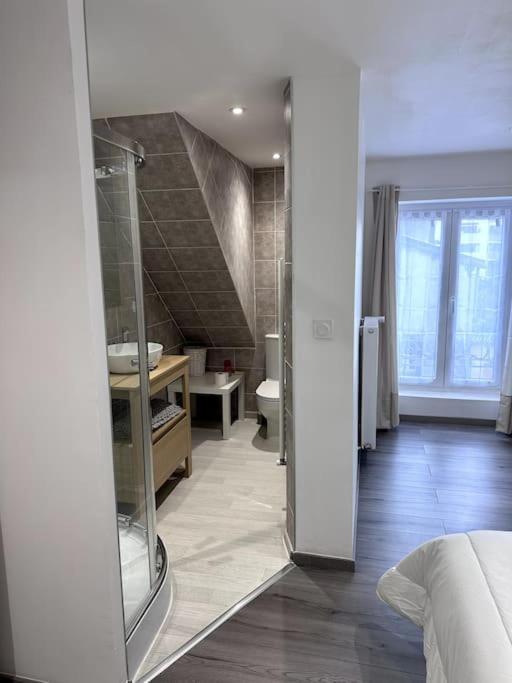 Appartement T4 En Hyper-Centre Bourgoin-Jallieu Exteriér fotografie