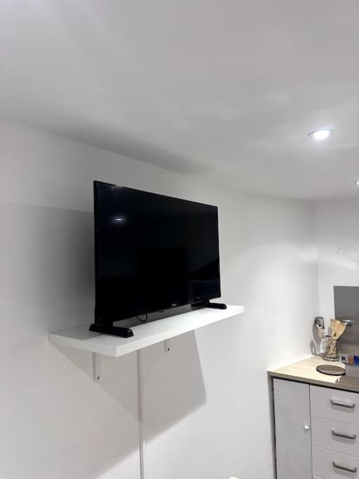Appartement T4 En Hyper-Centre Bourgoin-Jallieu Exteriér fotografie